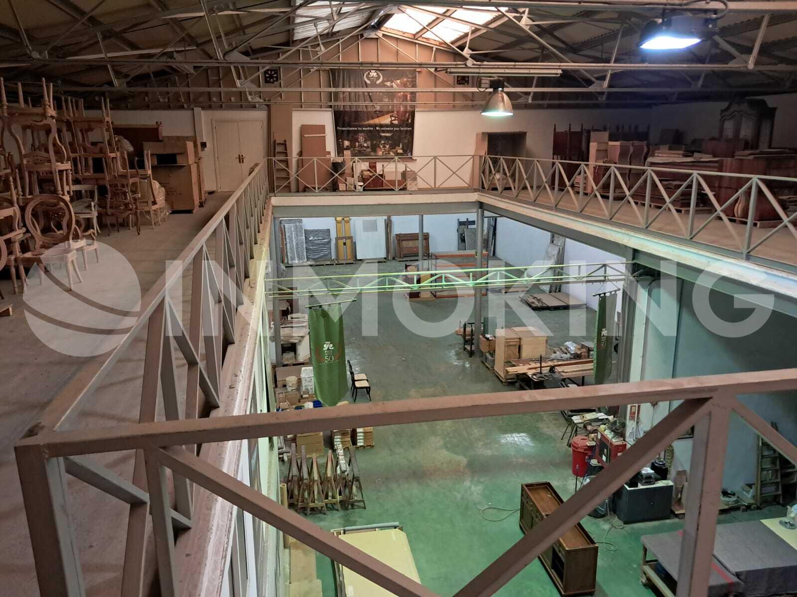 Foto de la propiedad Nave industrial con edificio corporativo en Silla